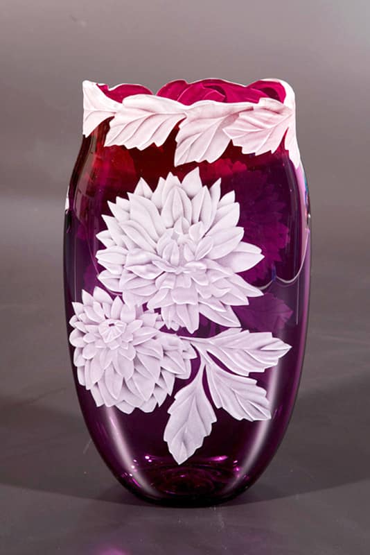 Dahlias Galore Fuchsia & Reddish Amethyst Glass Vase