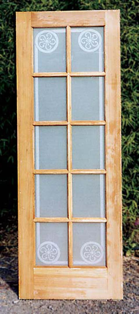 frosted patterned privacy door Frosted patterned privacy door